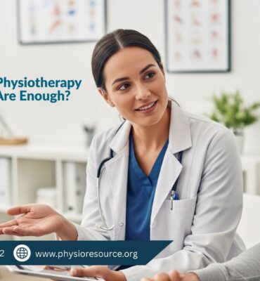 Physiotherapist discussing a personalized rehabilitation plan with a patient during a clinic consultation