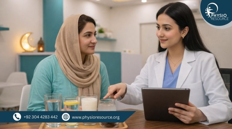 Dietitian Dr. Zara Yameen advising a client on hydration choices between iftar and sehri during Ramadan in a Lahore nutrition clinic